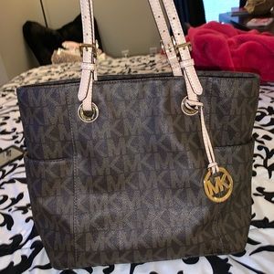 Michael Kors jet set tote